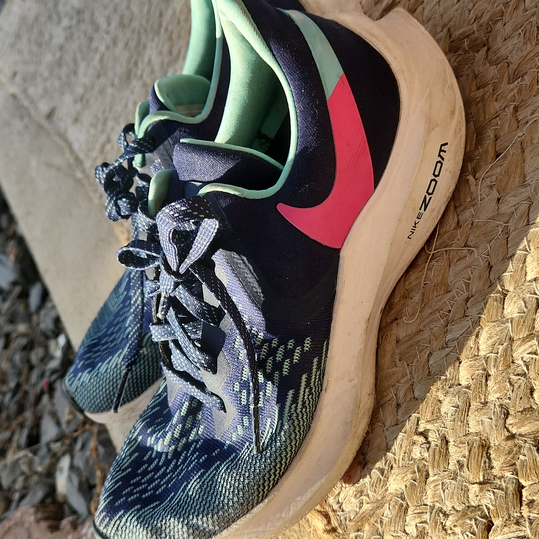 Womens Nike Zoom